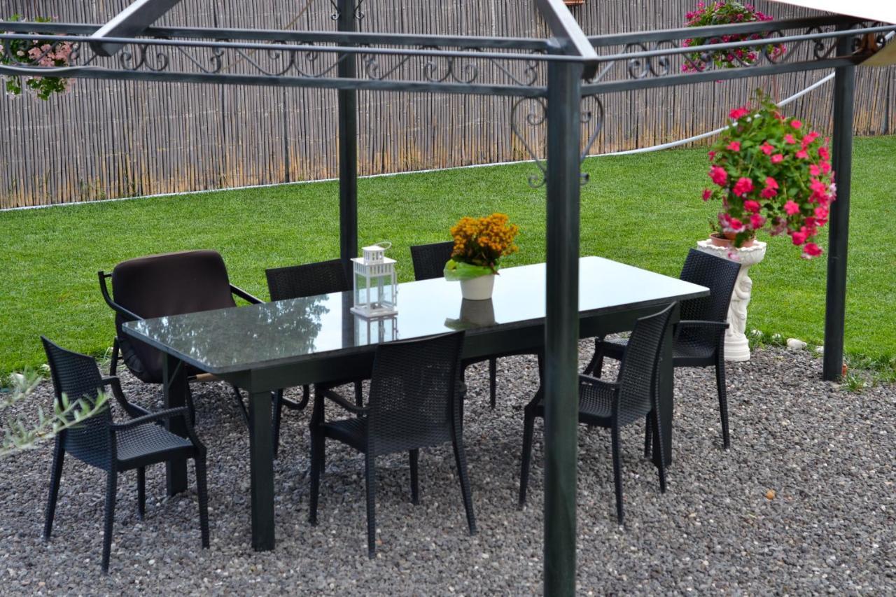 Pompei Gryllus Bed & Breakfast Bagian luar foto