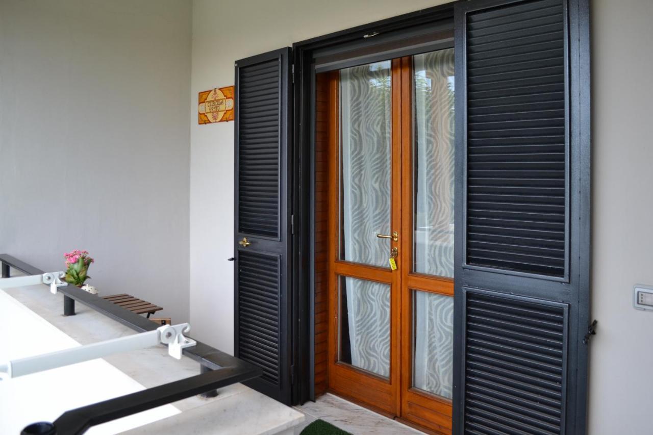 Pompei Gryllus Bed & Breakfast Bagian luar foto