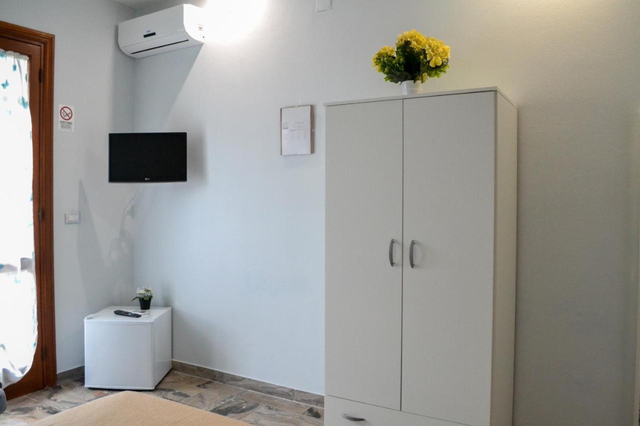 Pompei Gryllus Bed & Breakfast Bagian luar foto