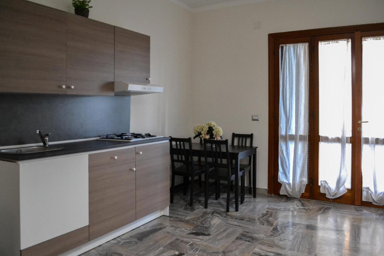 Pompei Gryllus Bed & Breakfast Bagian luar foto